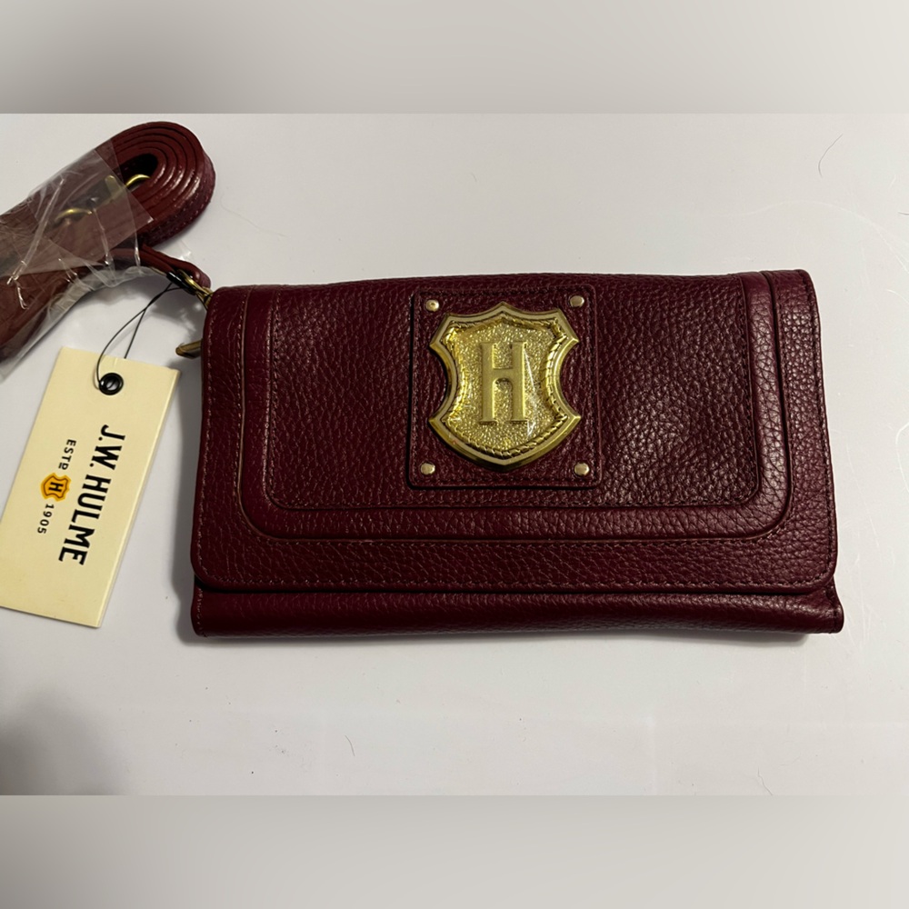 Hummel Burgundy Leather Wallet with Gold Emblem